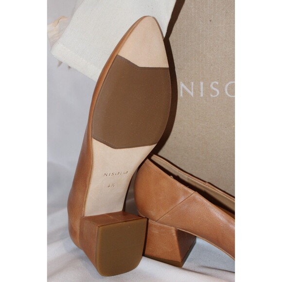 Nisolo Women's Tan Leather Block Heel Shoes - Picture 6 of 6
